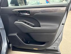 2022 Toyota
Kluger Grande
