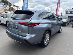 2022 Toyota
Kluger Grande