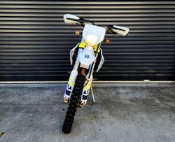 2022 Husqvarna FE 450 FE White