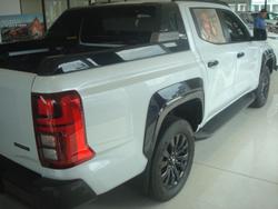 2024 Mitsubishi
                Triton GSR