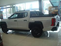 2024 Mitsubishi
                Triton GSR