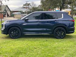 2022 Mitsubishi Outlander PHEV Exceed