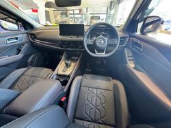 2025 Nissan QASHQAI Ti J12 MY25 Ceramic Grey with Onyx Black Roof