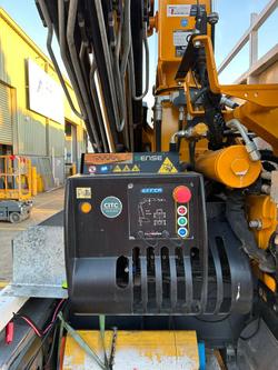 2016 Maxitrans St3 45' Semi Rear Mount Crane