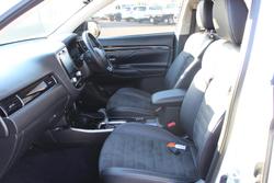 2019 Mitsubishi Outlander LS