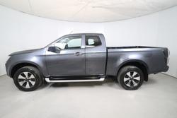 2022 Isuzu
D-MAX LS-U