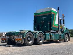 2017 Mack Titan