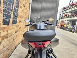 2025 TRIUMPH DAYTONA 660 LAMS ROAD GREY