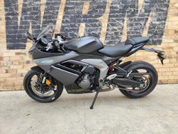 2025 TRIUMPH DAYTONA 660 LAMS ROAD GREY