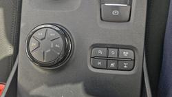 2024 Ford
                Everest Ambiente