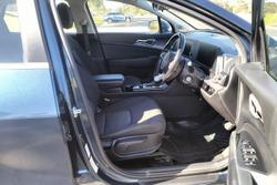 2022 Kia
                Sportage S