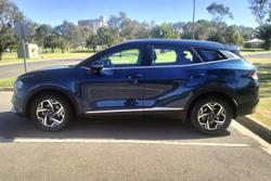 2022 Kia
                Sportage S