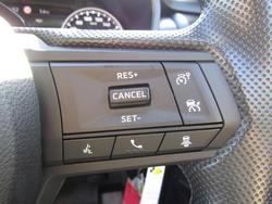 2024 Mitsubishi
Triton GLX+