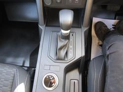 2024 Mitsubishi
Triton GLX+