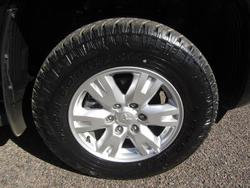 2024 Mitsubishi
Triton GLX+
