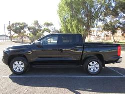 2024 Mitsubishi
Triton GLX+