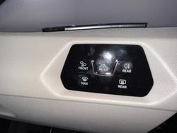 2025 Volkswagen
                Multivan TDI360 Life