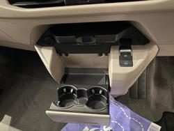 2025 Volkswagen
                Multivan TDI360 Life