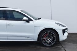 2020 Porsche Macan GTS 95B MY20 AWD Carrara White