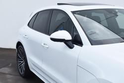 2020 Porsche Macan GTS 95B MY20 AWD Carrara White