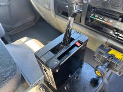 1998 Mitsubishi Fm WHITE