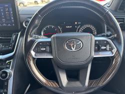 2021 Toyota
                Landcruiser Sahara