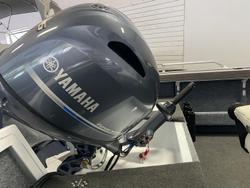 2024 QUINTREX 460 Renegade TS