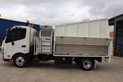 2016 Hino 300 617 617 WHITE