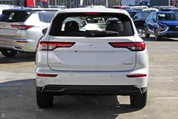 2025 Mitsubishi Outlander PHEV ES ZM MY24 AWD White Diamond
