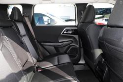 2025 Mitsubishi Outlander PHEV ES ZM MY24 AWD White Diamond