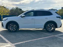 2025 Volkswagen
Tiguan 195TSI R-Line