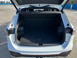 2025 Volkswagen
Tiguan 195TSI R-Line