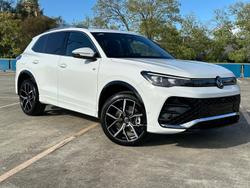 2025 Volkswagen
Tiguan 195TSI R-Line