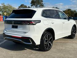 2025 Volkswagen
Tiguan 195TSI R-Line