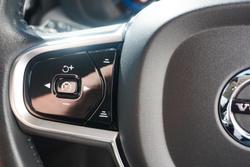 2022 Volvo
XC60 B5 Inscription