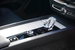 2022 Volvo
XC60 B5 Inscription