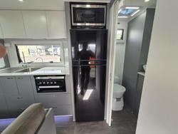 2025 Urban Caravans 18.6 X-Terrain