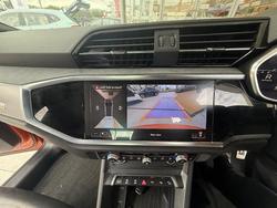 2020 Audi
Q3 40 TFSI S line