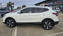 2018 Nissan
QASHQAI Ti