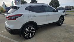 2018 Nissan
QASHQAI Ti