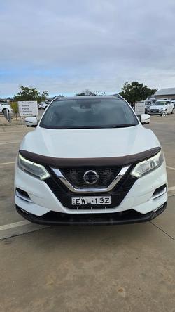 2018 Nissan
QASHQAI Ti