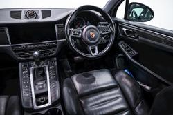 2019 Porsche Macan Turbo 95B MY20 AWD Volcano Grey