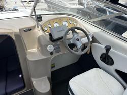 2005 Bayliner 210 Discovery Cuddy