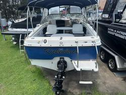 2005 Bayliner 210 Discovery Cuddy