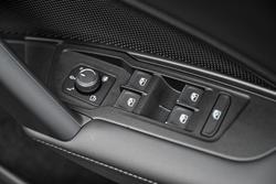 2025 Volkswagen
                Tiguan 195TSI R-Line