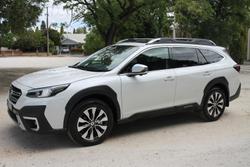 2024 Subaru Outback AWD Touring