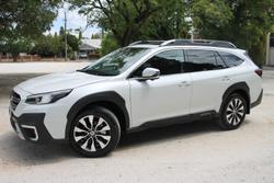 2024 Subaru Outback AWD Touring