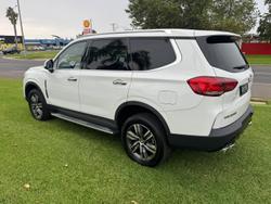 2023 LDV D90 Executive