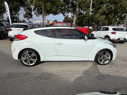 2012 Hyundai
                Veloster +