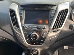 2012 Hyundai
                Veloster +